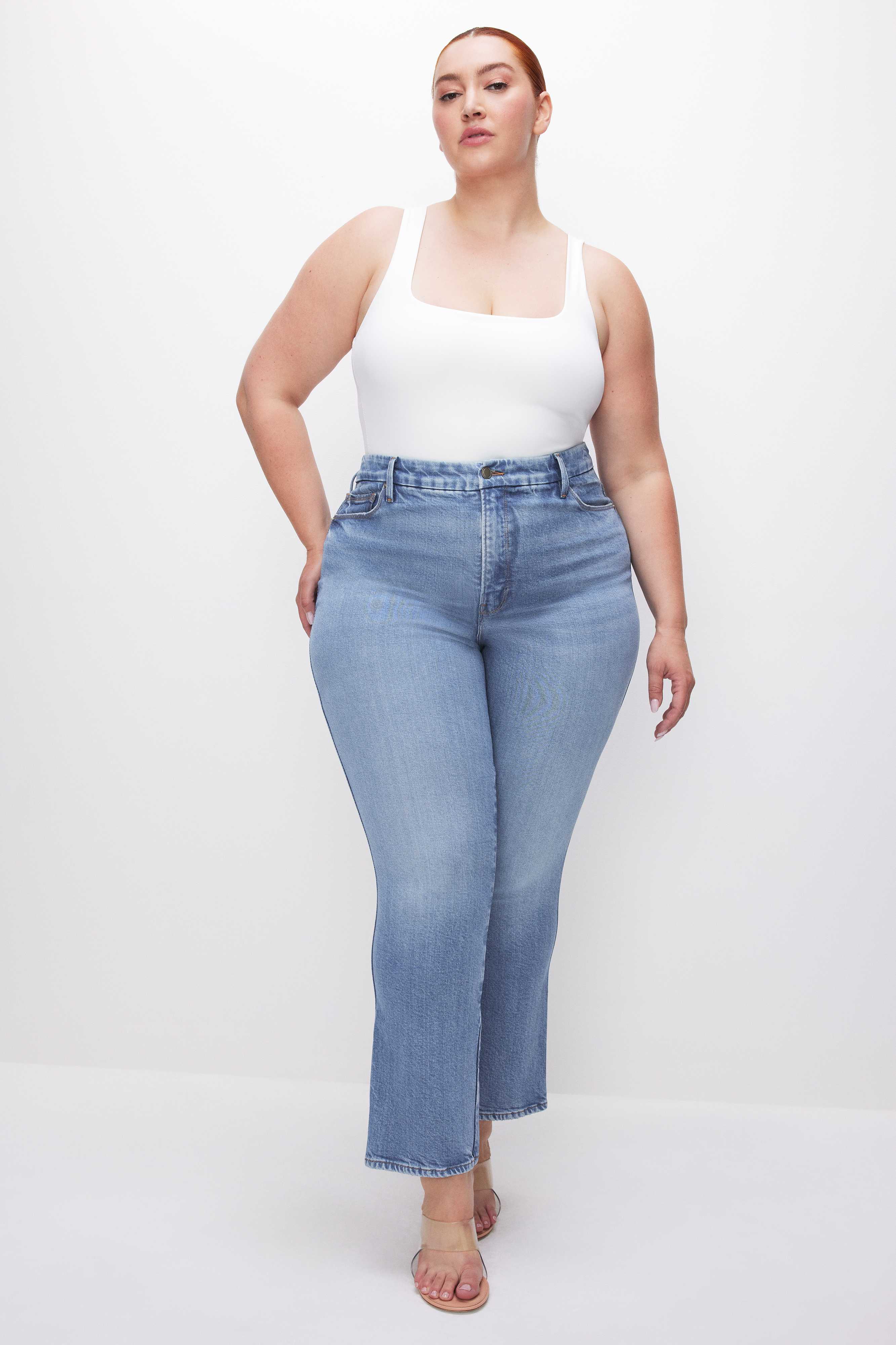 Good American SOFT-TECH GOOD CURVE STRAIGHT JEANS